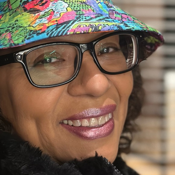 💄 SOFT HINT a MAC FROST LIPSTICK.  ** NEW IN THE BOX. FULL SIZE. - Picture 6 of 11